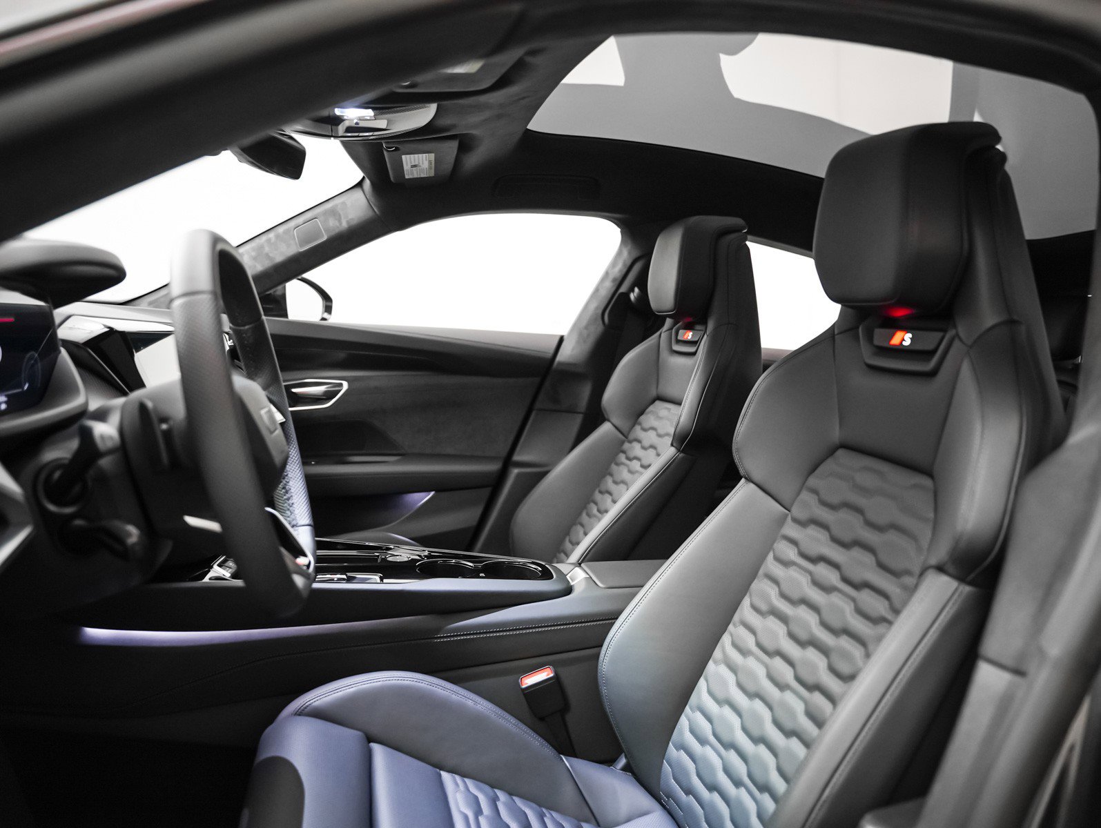 New 2026 Audi S e-tron GT Prestige AWD/4WD image 6