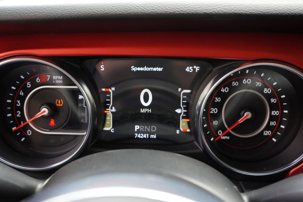 Used 2022 Jeep Wrangler Unlimited Rubicon AWD/4WD image 34