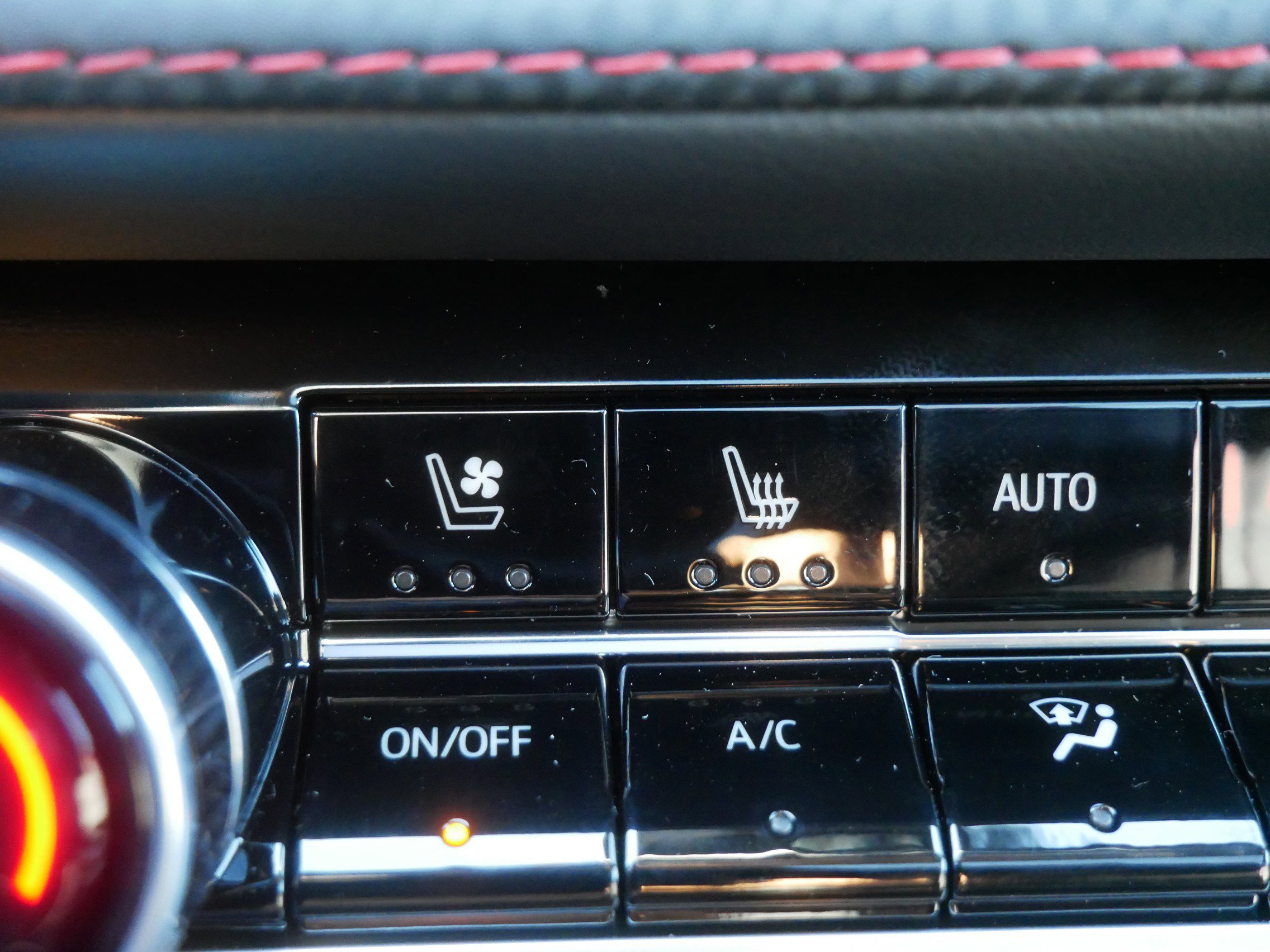 New 2026 Chevrolet Equinox RS w/ Convenience Package III image 17