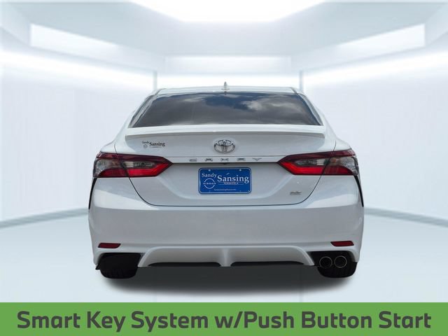 Used 2024 Toyota Camry SE w/ Convenience Package FWD image 5