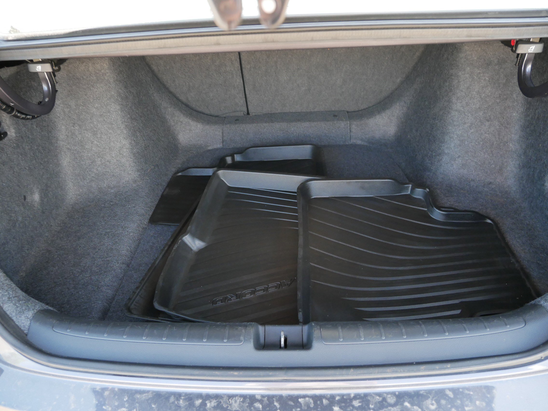 Used 2018 Honda Accord EX-L image 18