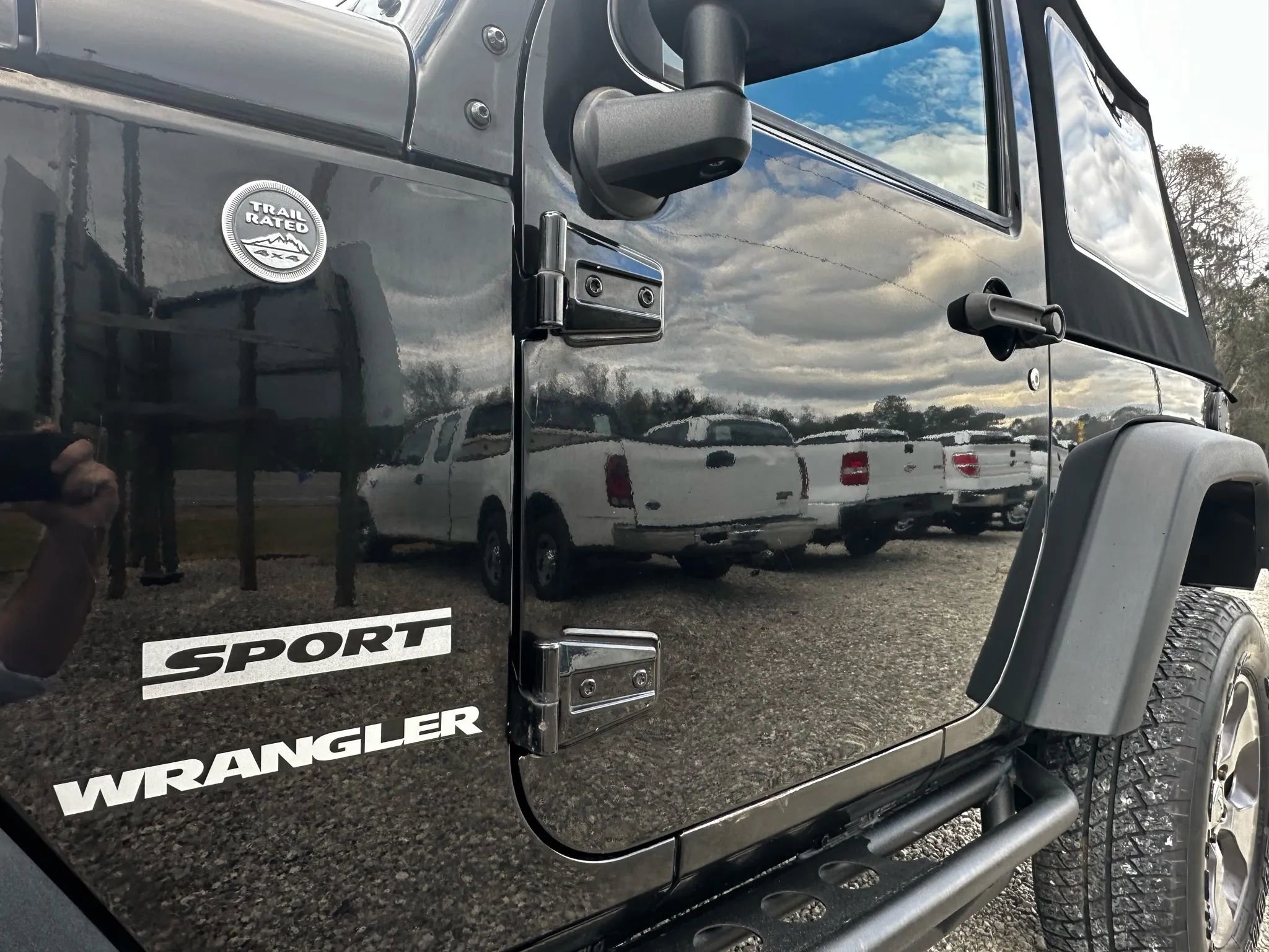 Used 2017 Jeep Wrangler Sport AWD/4WD image 10