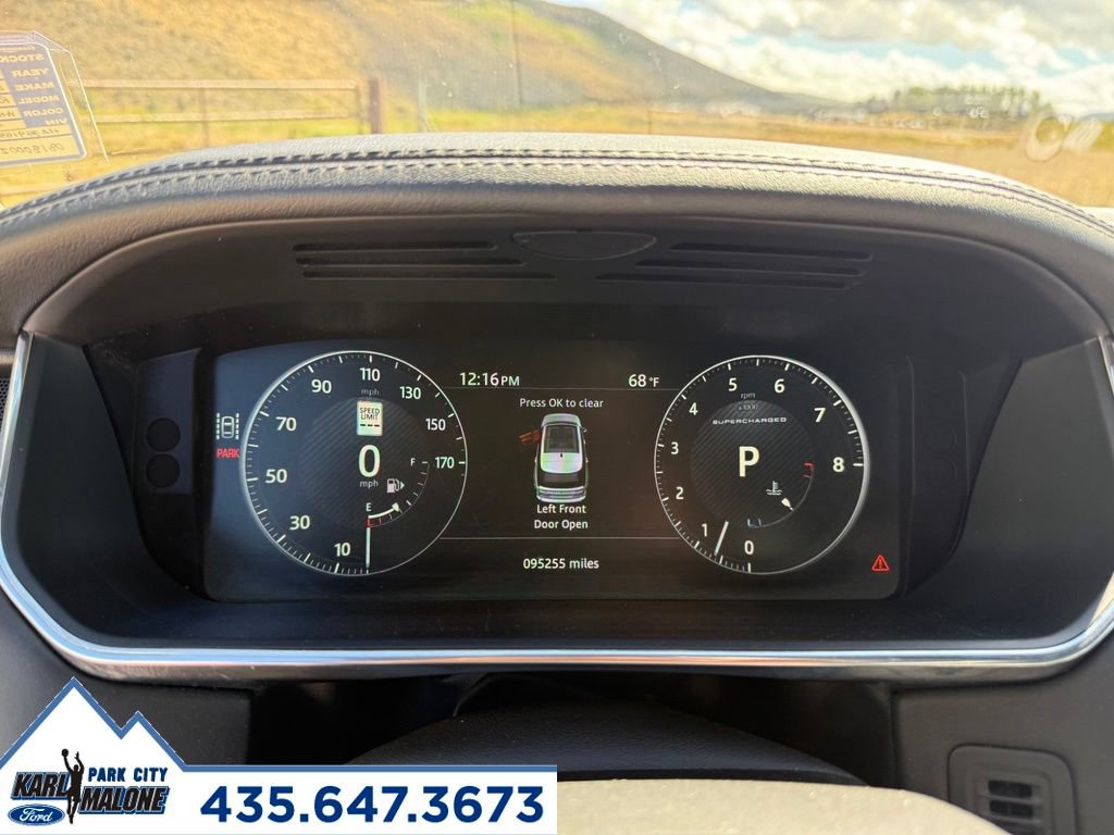 Used 2017 Land Rover Range Rover Supercharged AWD/4WD image 18