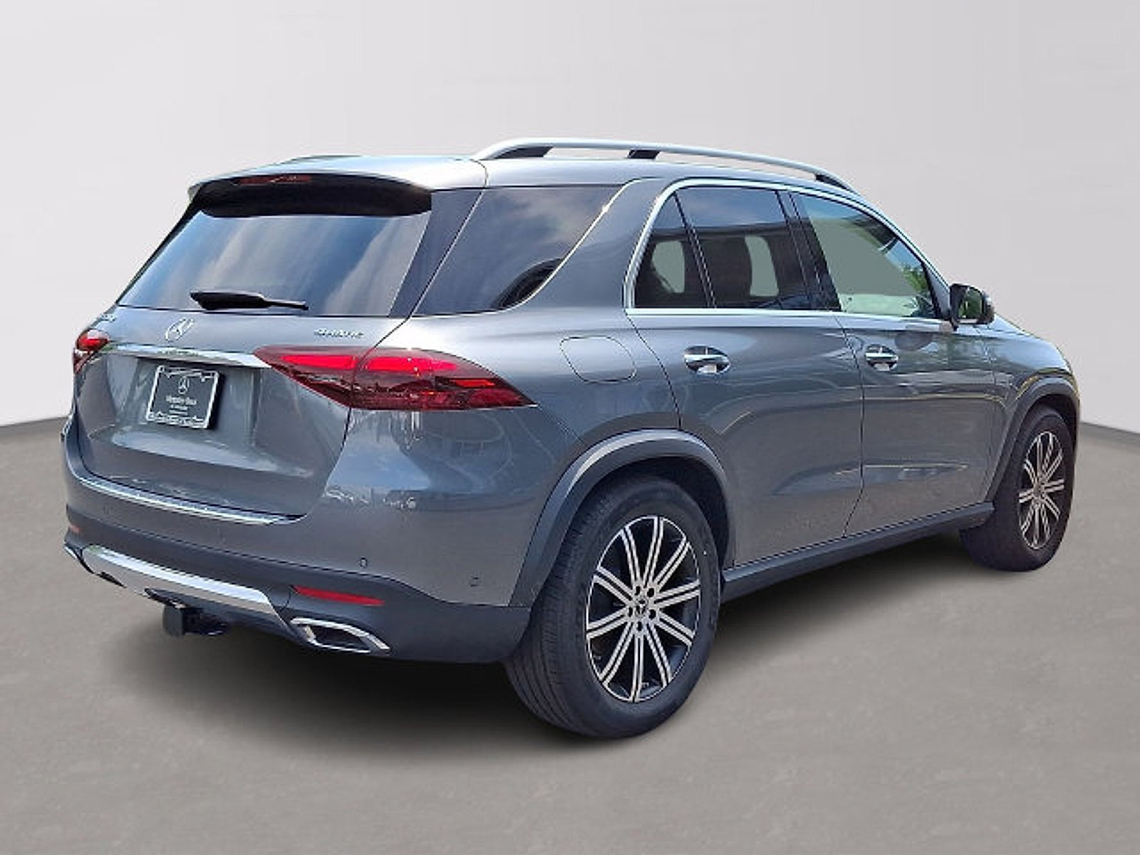 Used 2026 Mercedes-Benz GLE 350 4MATIC image 4