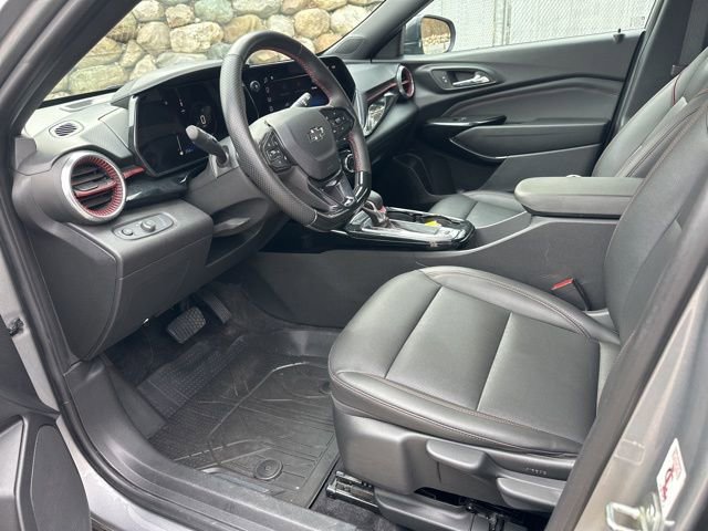 Used 2024 Chevrolet Trax RS w/ Driver Confidence Package image 12