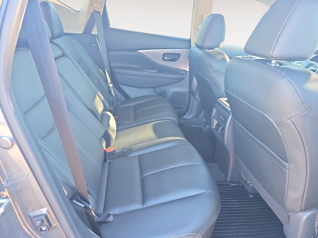 Used 2024 Nissan Murano SV image 13