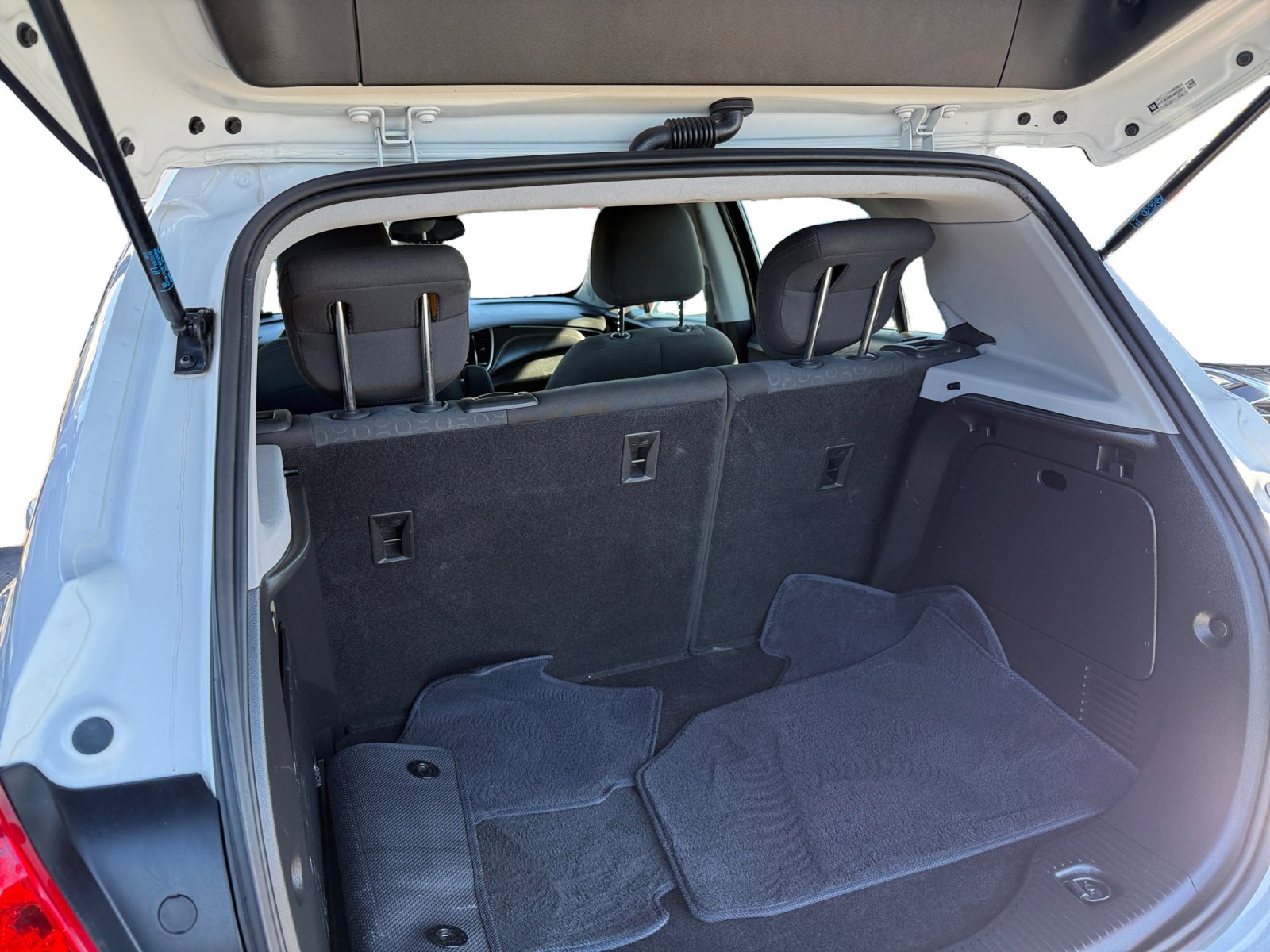 Used 2020 Chevrolet Trax LS image 12