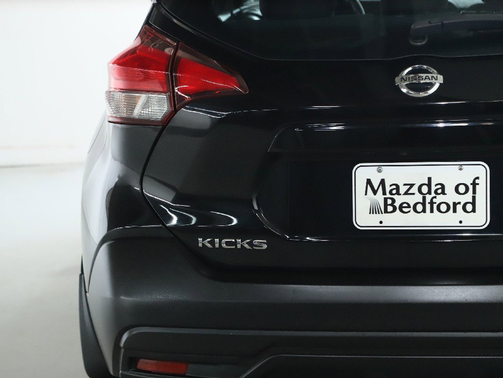 Used 2019 Nissan Kicks S image 42
