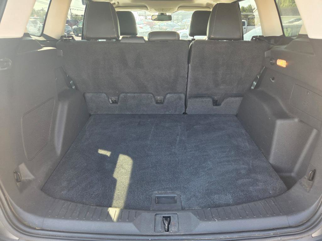 Used 2014 Ford Escape Titanium w/ Equipment Group 401A image 8