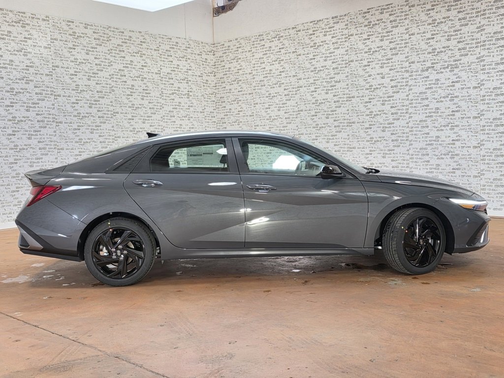 New 2026 Hyundai Elantra SEL Sport image 10