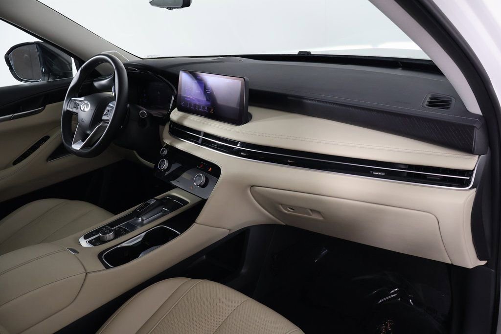 Used 2023 INFINITI QX60 Sensory w/ Vision Package image 9