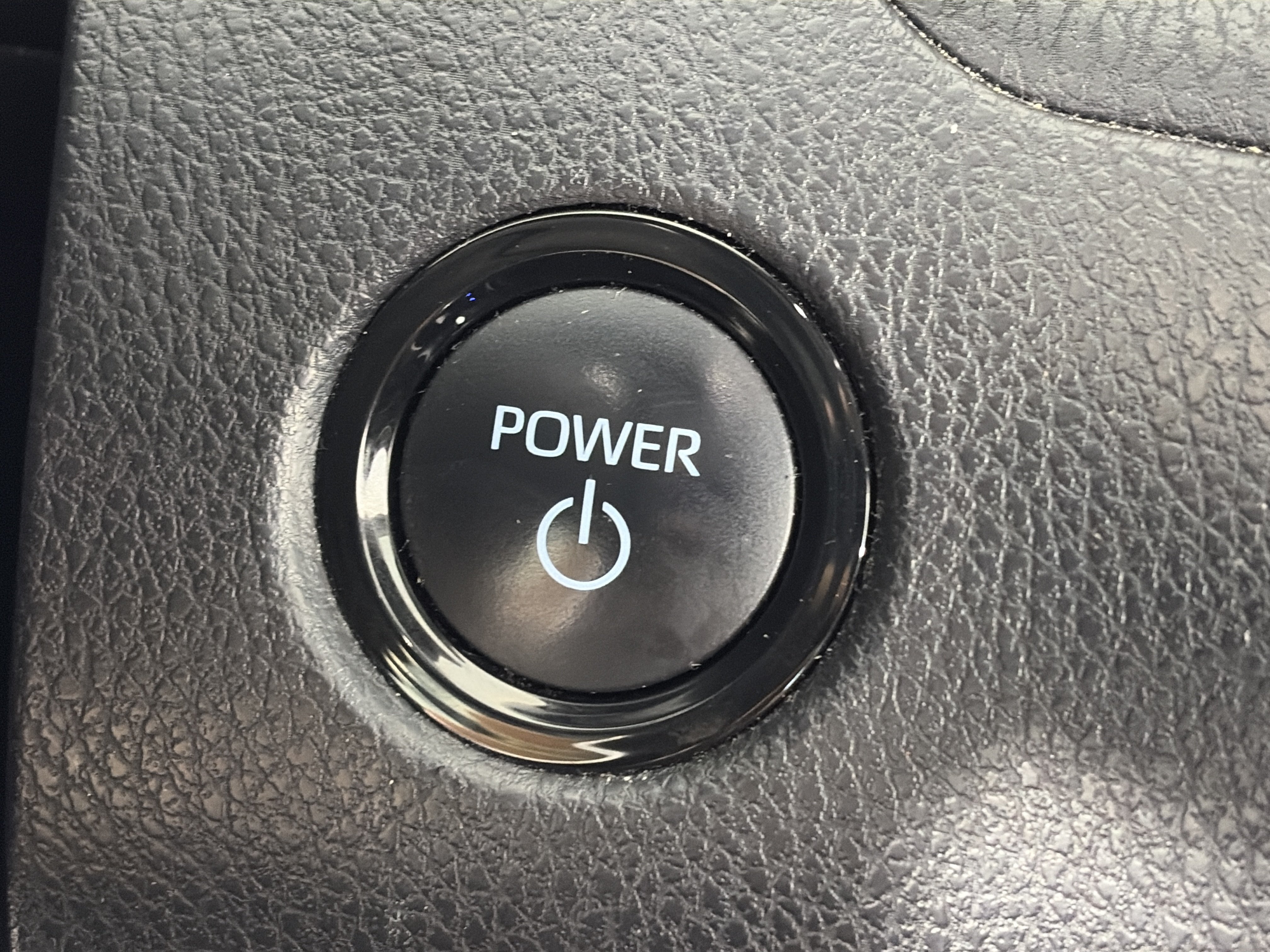 Used 2025 Toyota Camry LE FWD image 25