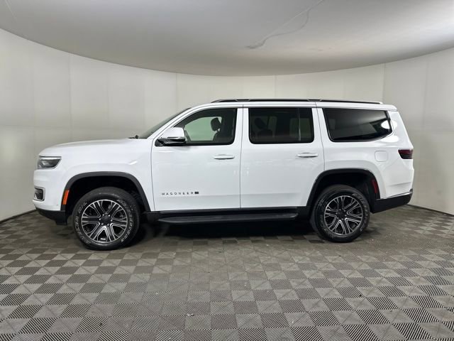 Used 2022 Jeep Wagoneer Series III w/ Flexible Seating Group image 6