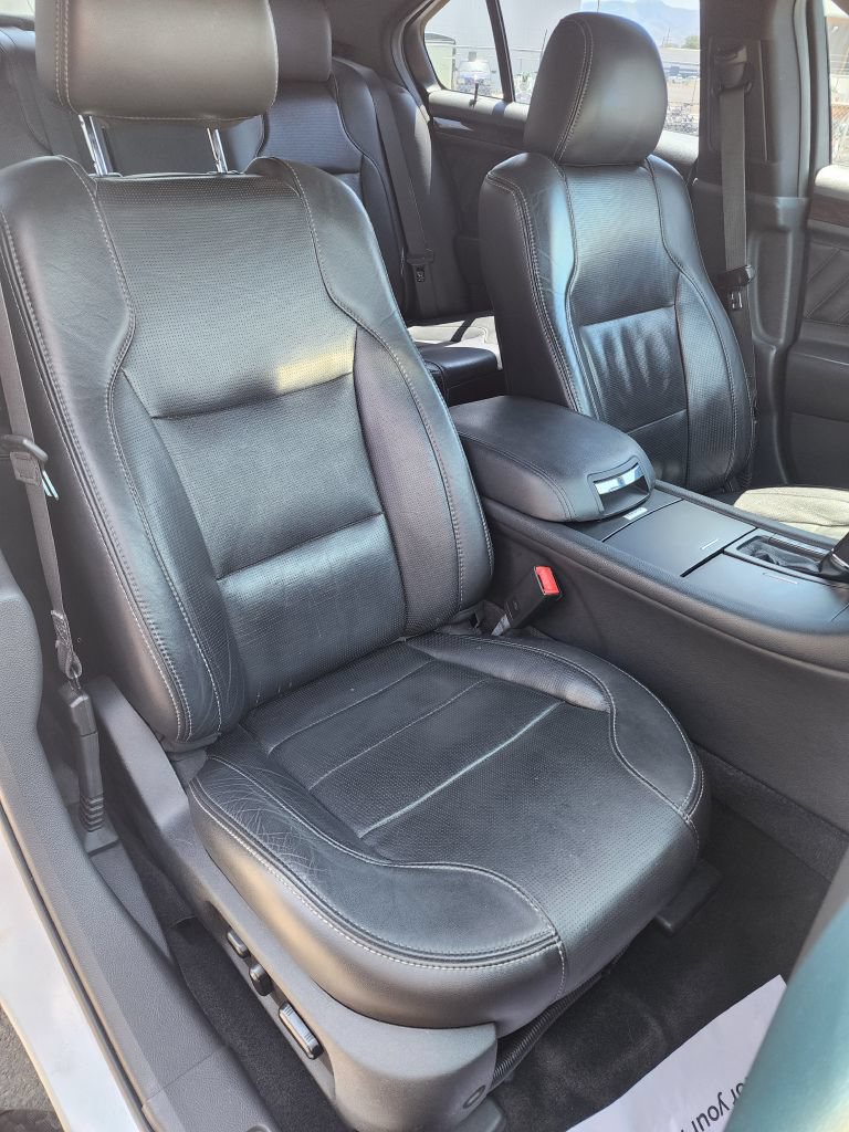 Used 2016 Ford Taurus Limited FWD image 8