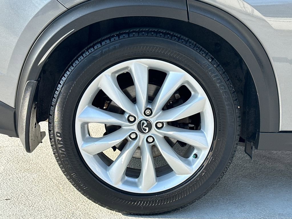 Used 2019 INFINITI QX50 Essential w/ Proactive Package image 9