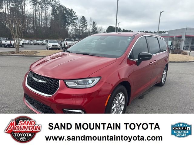 Used 2025 Chrysler Pacifica Select FWD image 7