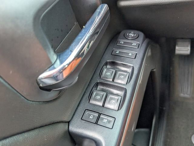 Used 2018 Chevrolet Silverado 1500 LT image 32