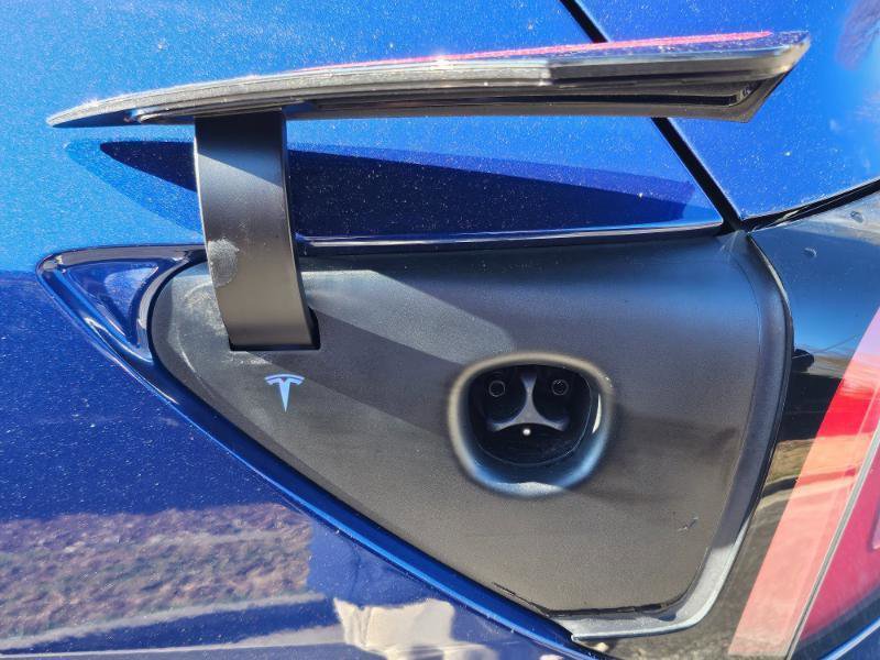 Used 2023 Tesla Model Y Long Range image 27