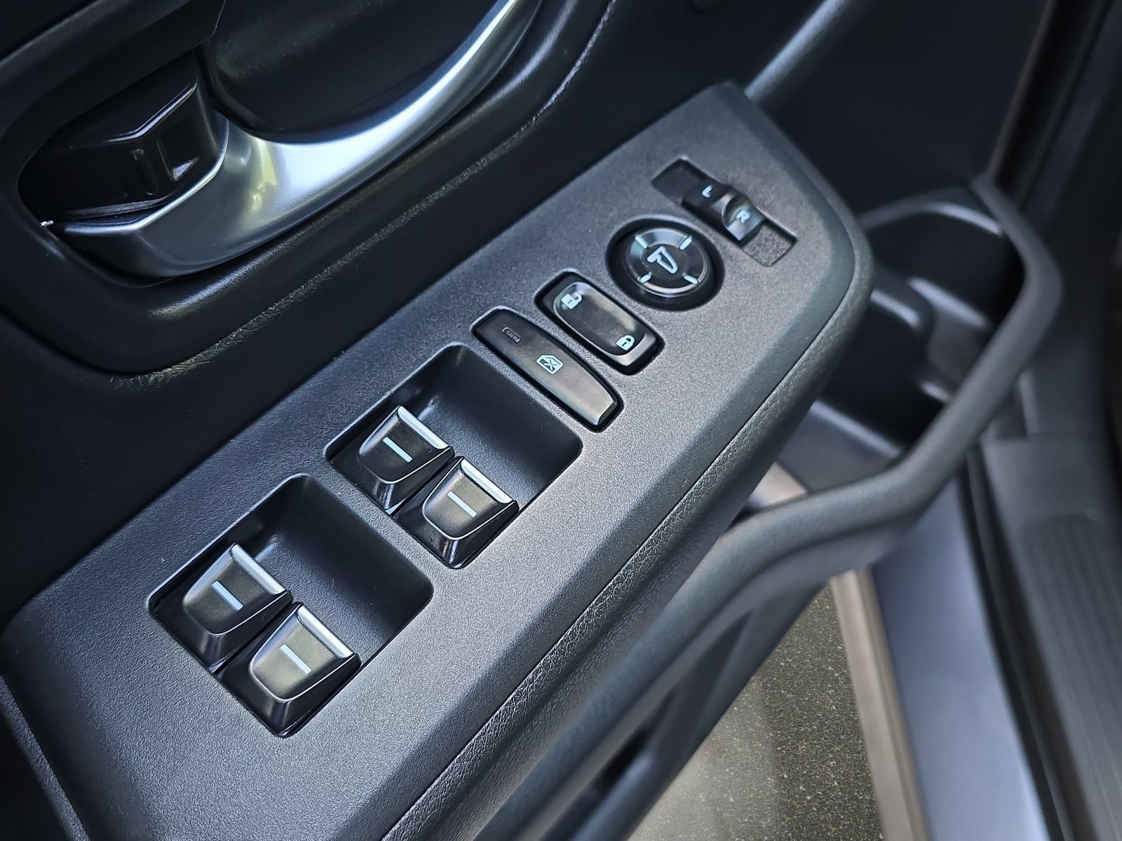 Certified 2024 Honda Pilot Touring image 30