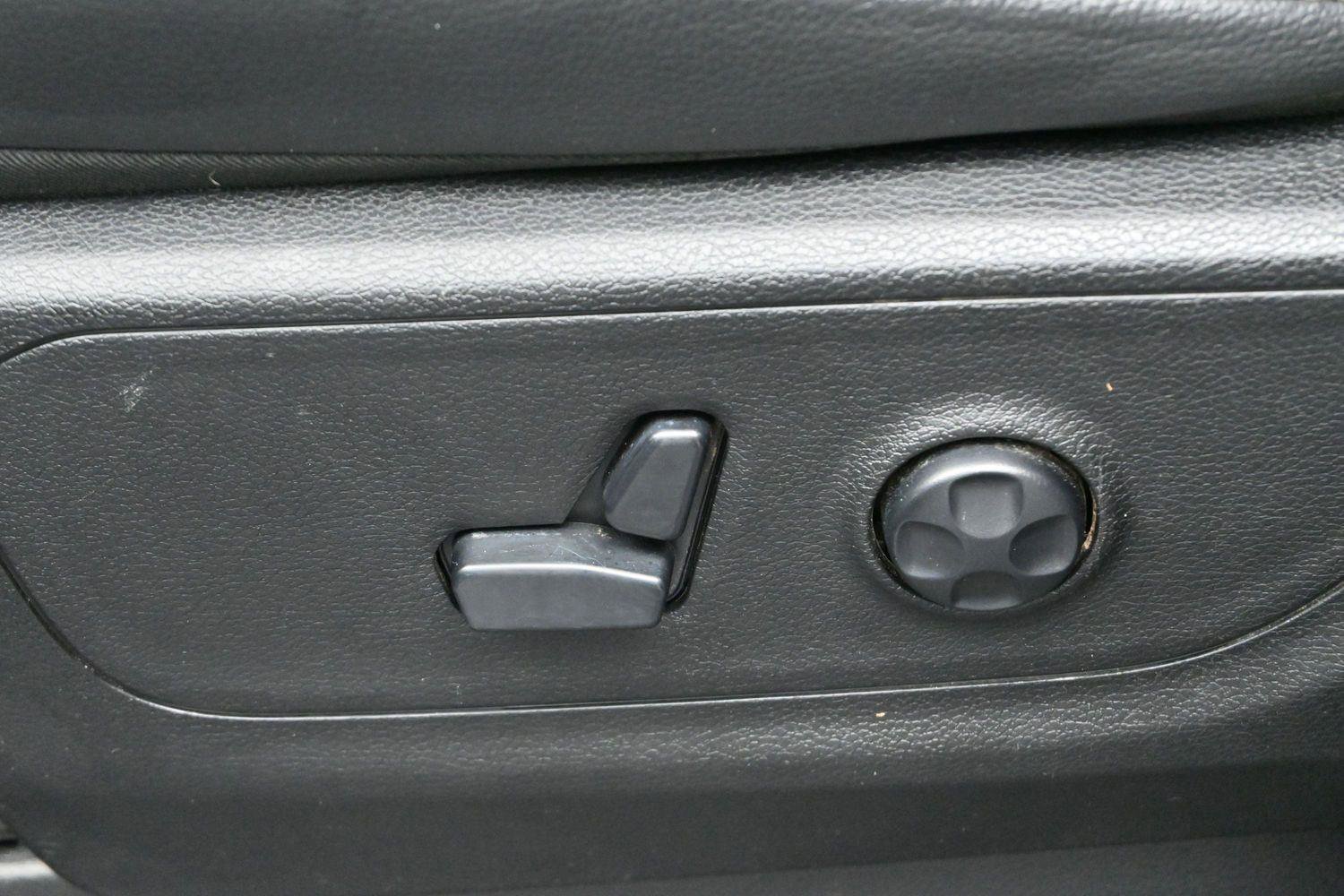 Used 2020 RAM 1500 Rebel w/ Rebel Level 1 Equipment Group AWD/4WD image 13