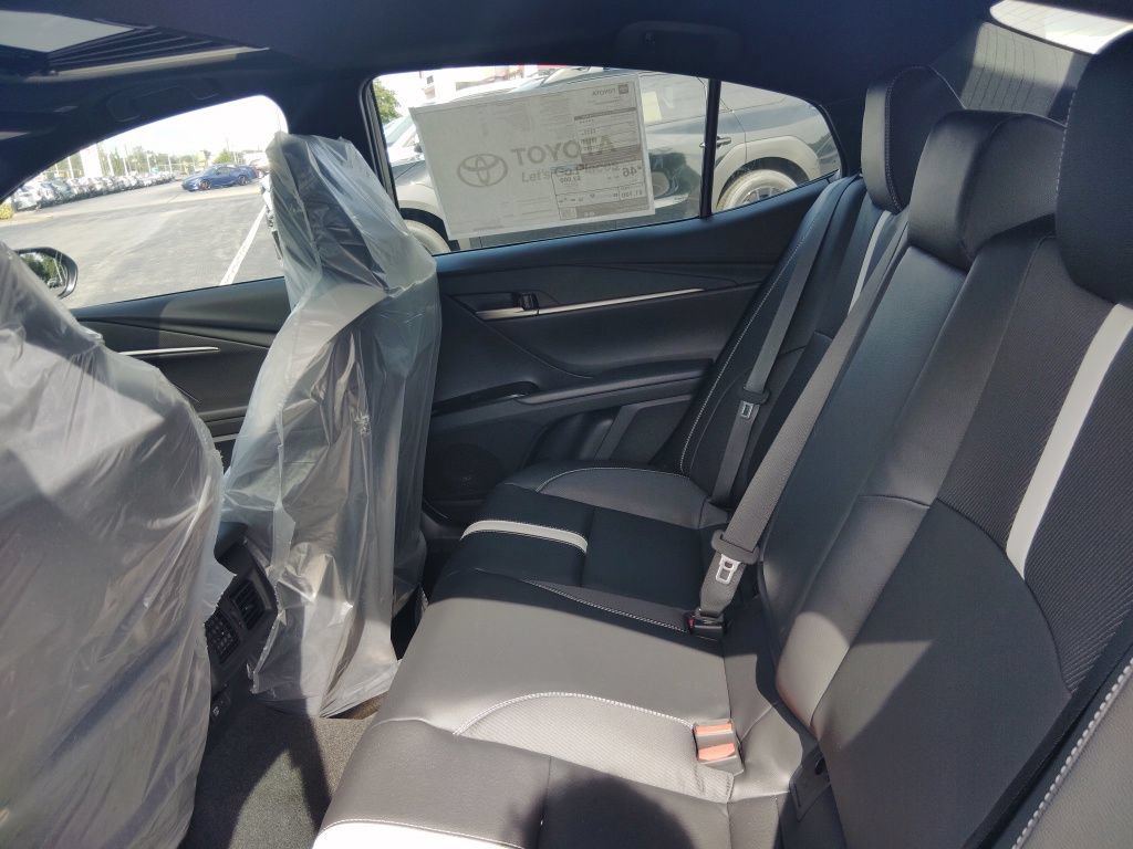 New 2026 Toyota Camry SE w/ Convenience Package AWD/4WD image 8