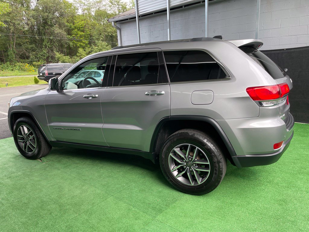 Used 2019 Jeep Grand Cherokee Limited AWD/4WD image 6