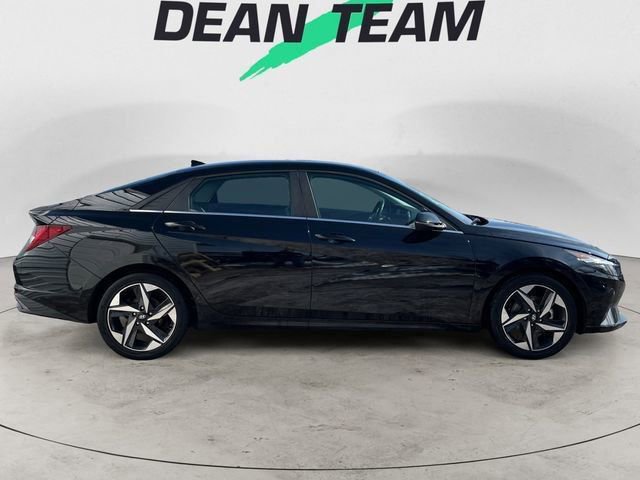 Used 2023 Hyundai Elantra Limited image 9