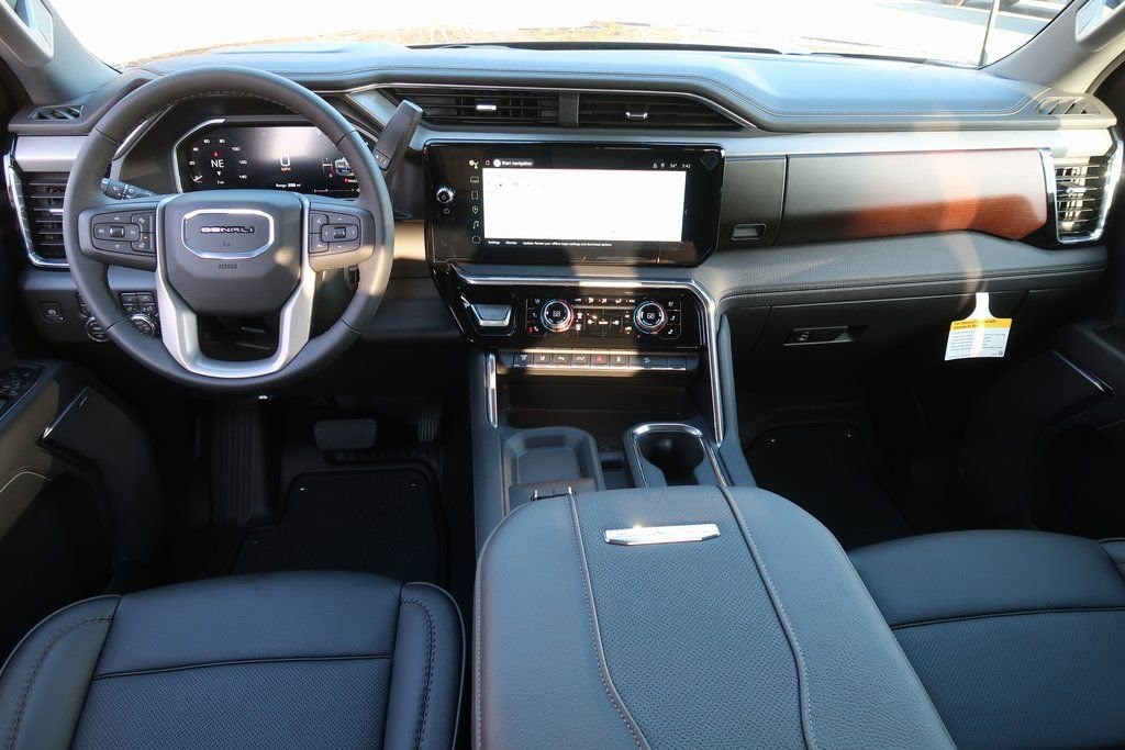 New 2026 GMC Sierra 2500 Denali w/ Denali Reserve Package image 11