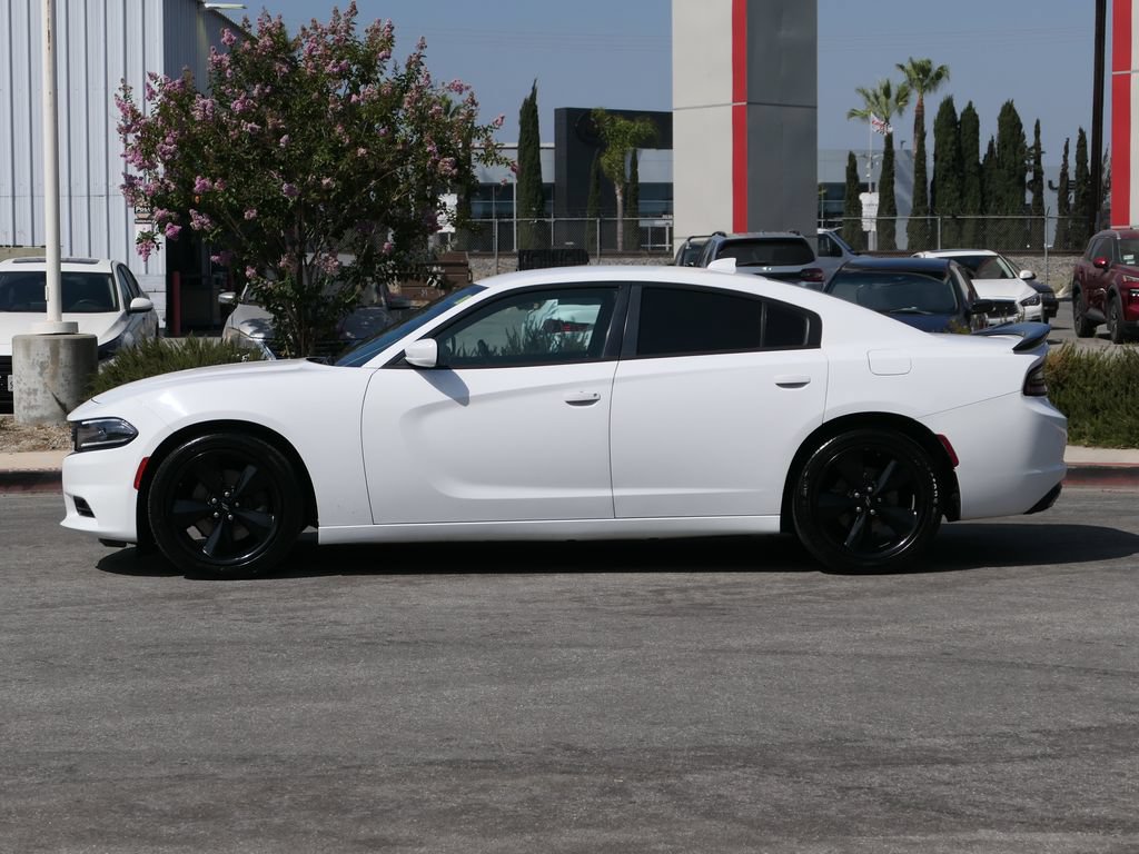 Used 2016 Dodge Charger R/T RWD image 6