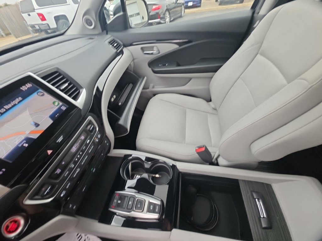 Used 2016 Honda Pilot Elite image 25