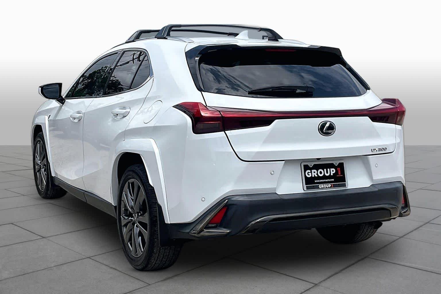 Used 2022 Lexus UX 200 F Sport w/ Accessory Package (Z2) FWD image 12