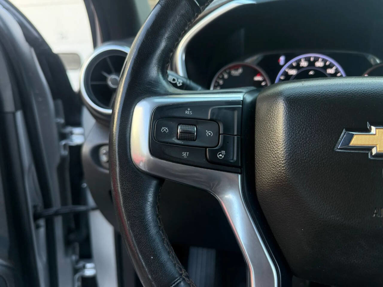 Used 2020 Chevrolet Blazer Premier AWD/4WD image 8