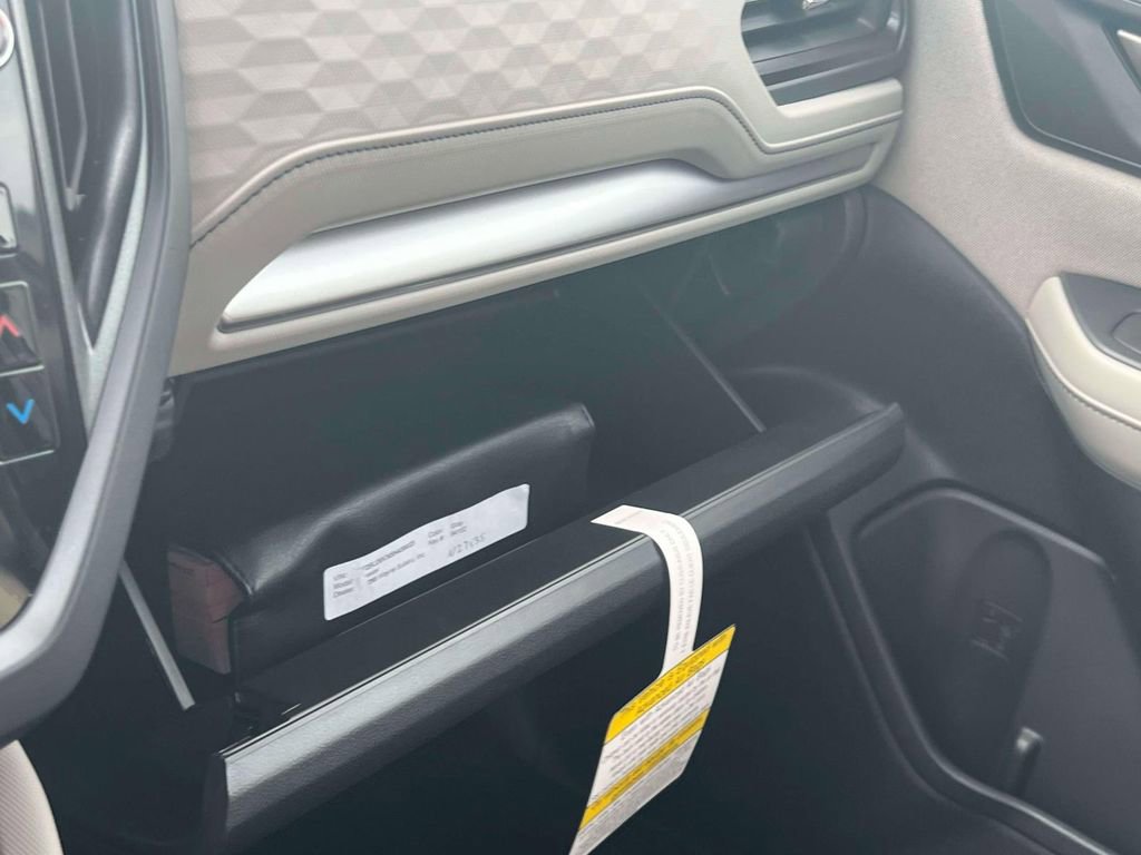 Used 2025 Subaru Forester Premium image 24