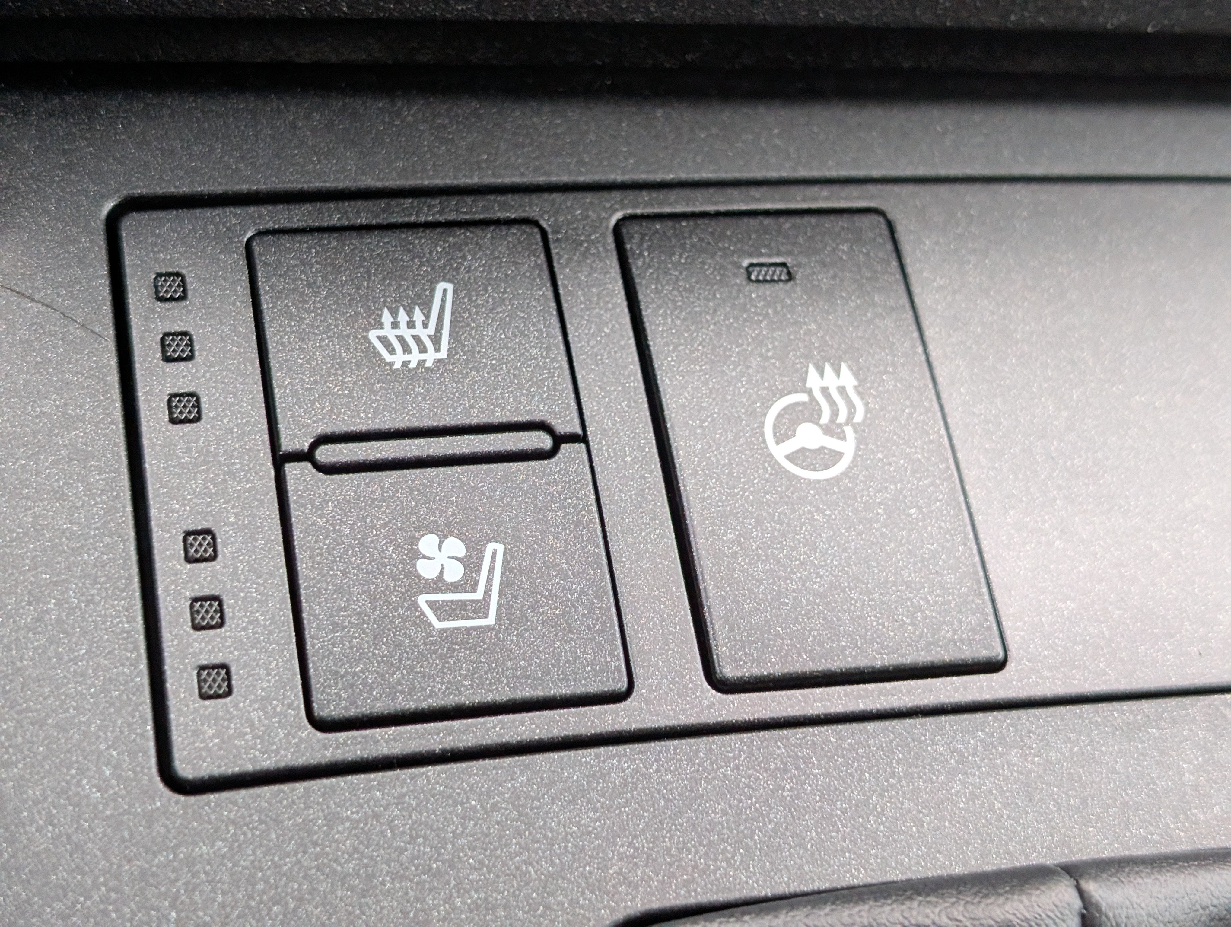 Certified 2024 Lexus IS 350 F Sport image 28