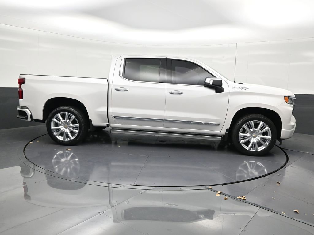 Used 2023 Chevrolet Silverado 1500 High Country w/ High Country Premium Package image 7