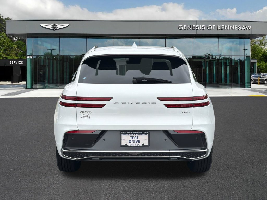 Used 2026 Genesis GV70 2.5T AWD/4WD image 7
