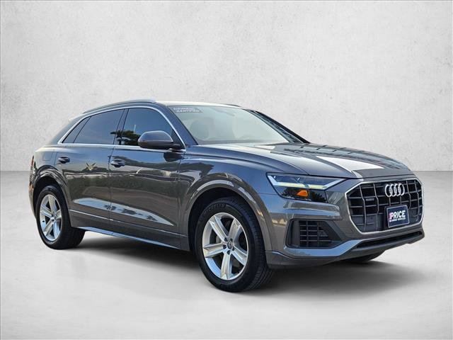 Used 2019 Audi Q8 Premium w/ Convenience Package AWD/4WD video 3