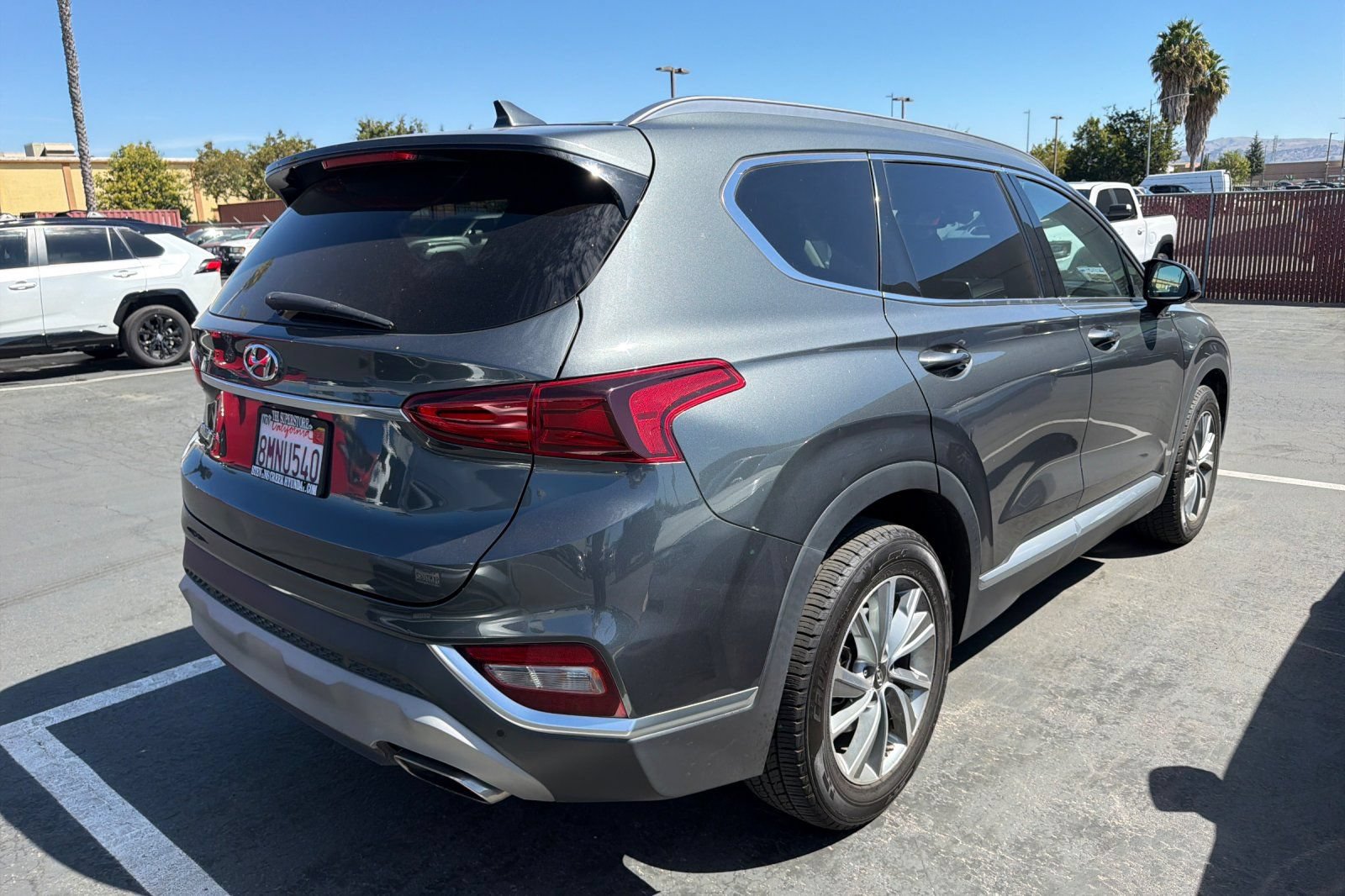 Used 2020 Hyundai Santa Fe SEL w/ Convenience Package FWD image 5