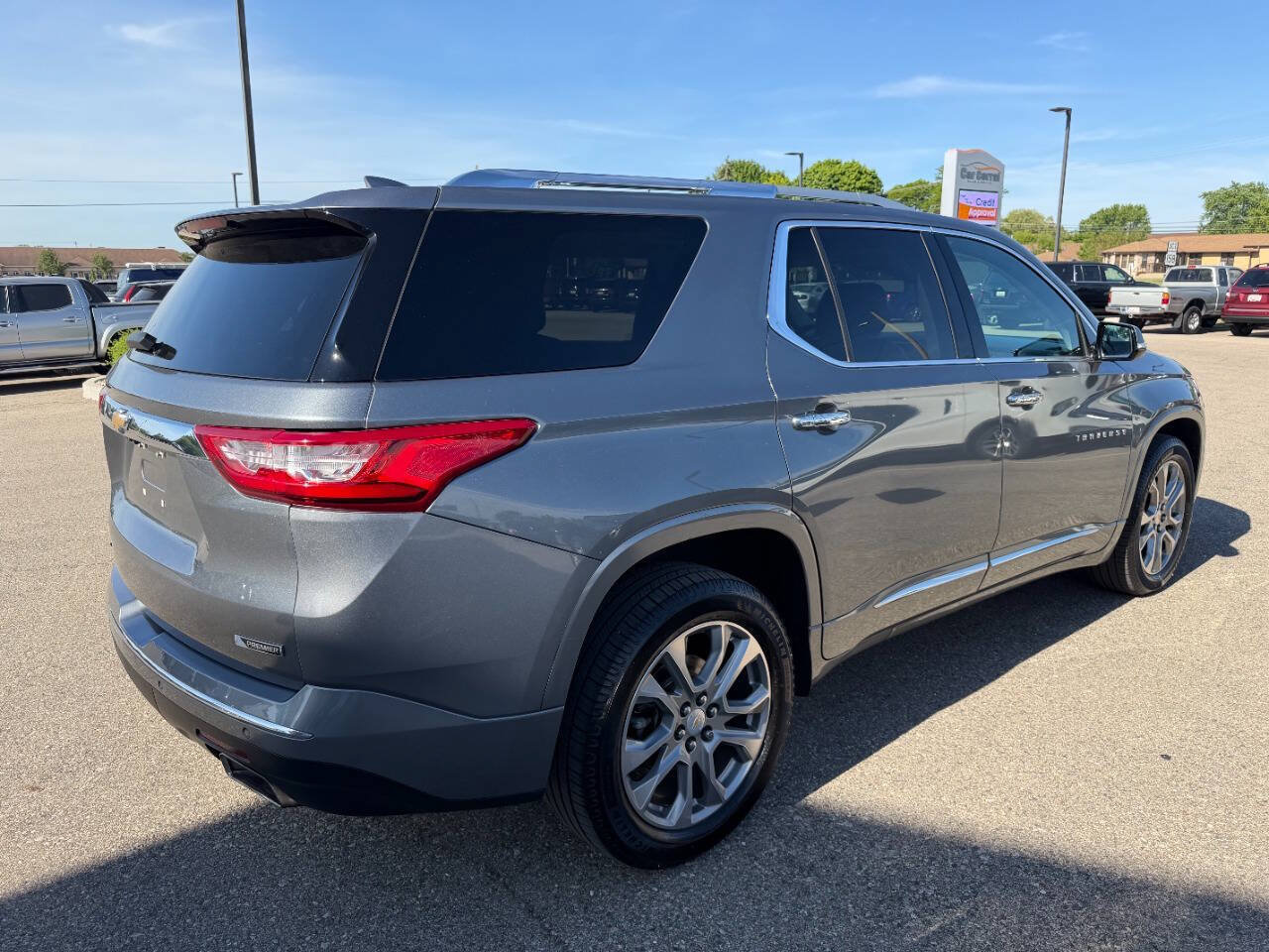 Used 2018 Chevrolet Traverse Premier w/ LPO, Floor Liner Package AWD/4WD image 5