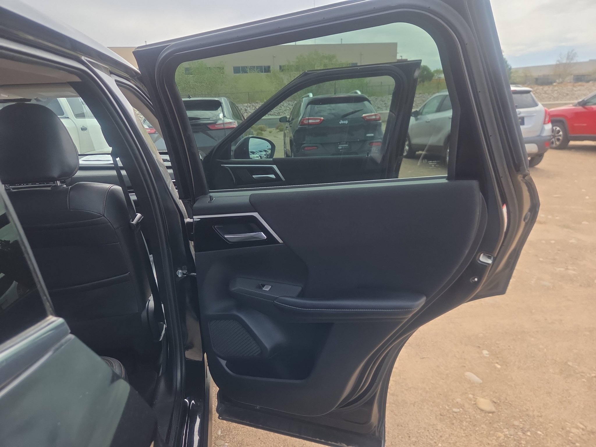 Used 2022 Mitsubishi Outlander ES AWD/4WD image 15
