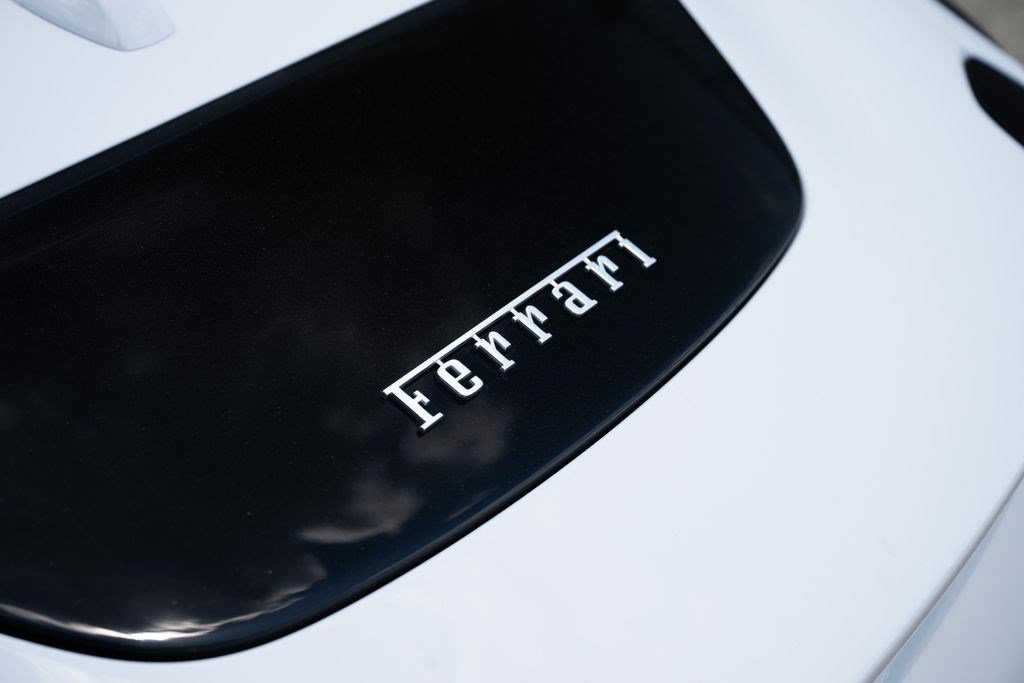 Used 2024 Ferrari Roma Spider RWD image 23