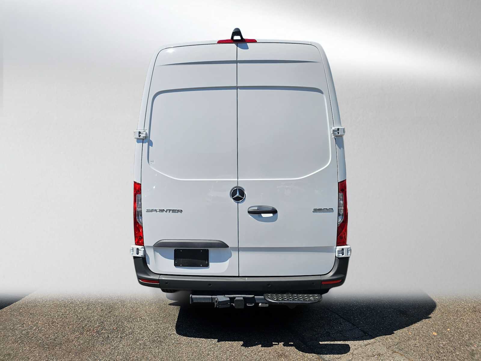 Used 2026 Mercedes-Benz Sprinter 2500 image 4