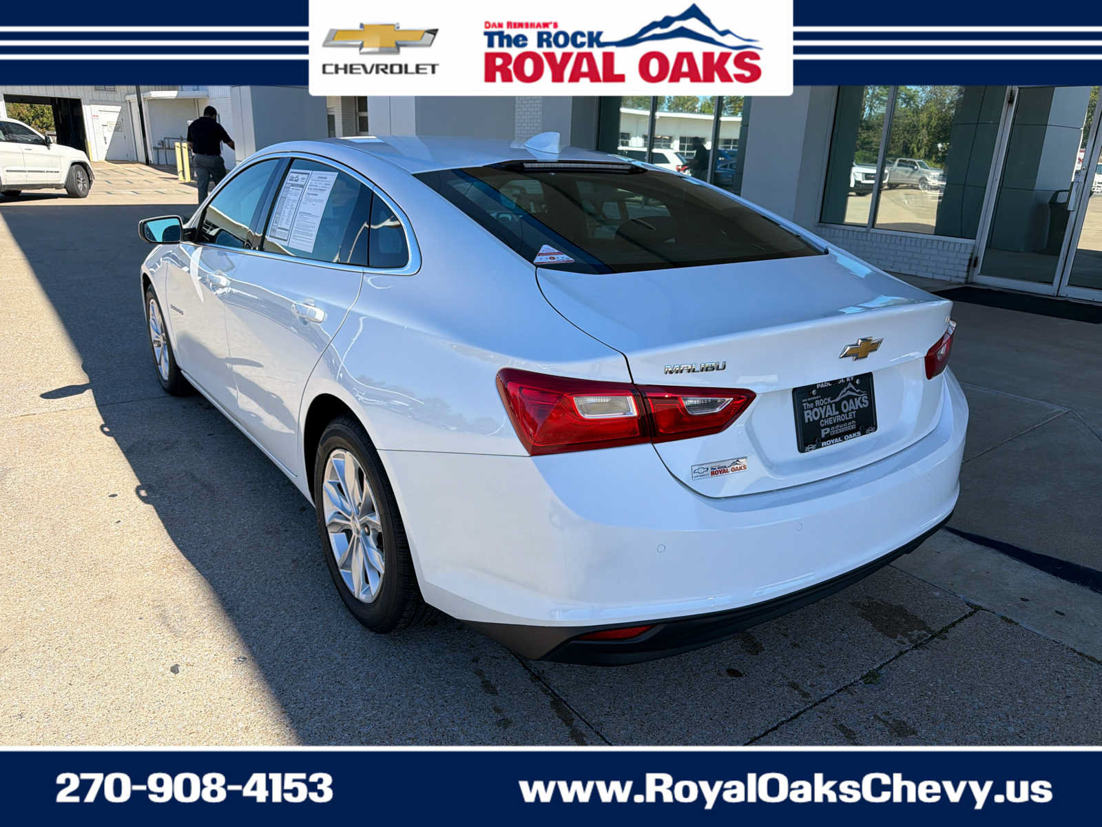 Used 2025 Chevrolet Malibu LT FWD image 3