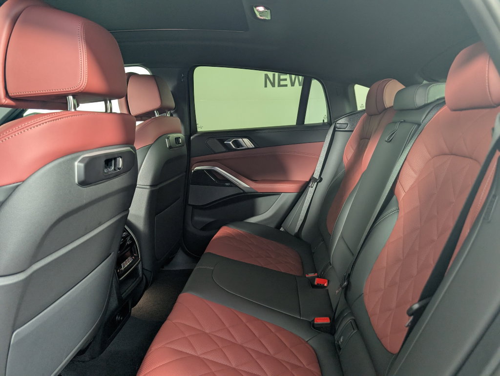 New 2027 BMW X6 xDrive40i AWD/4WD image 13