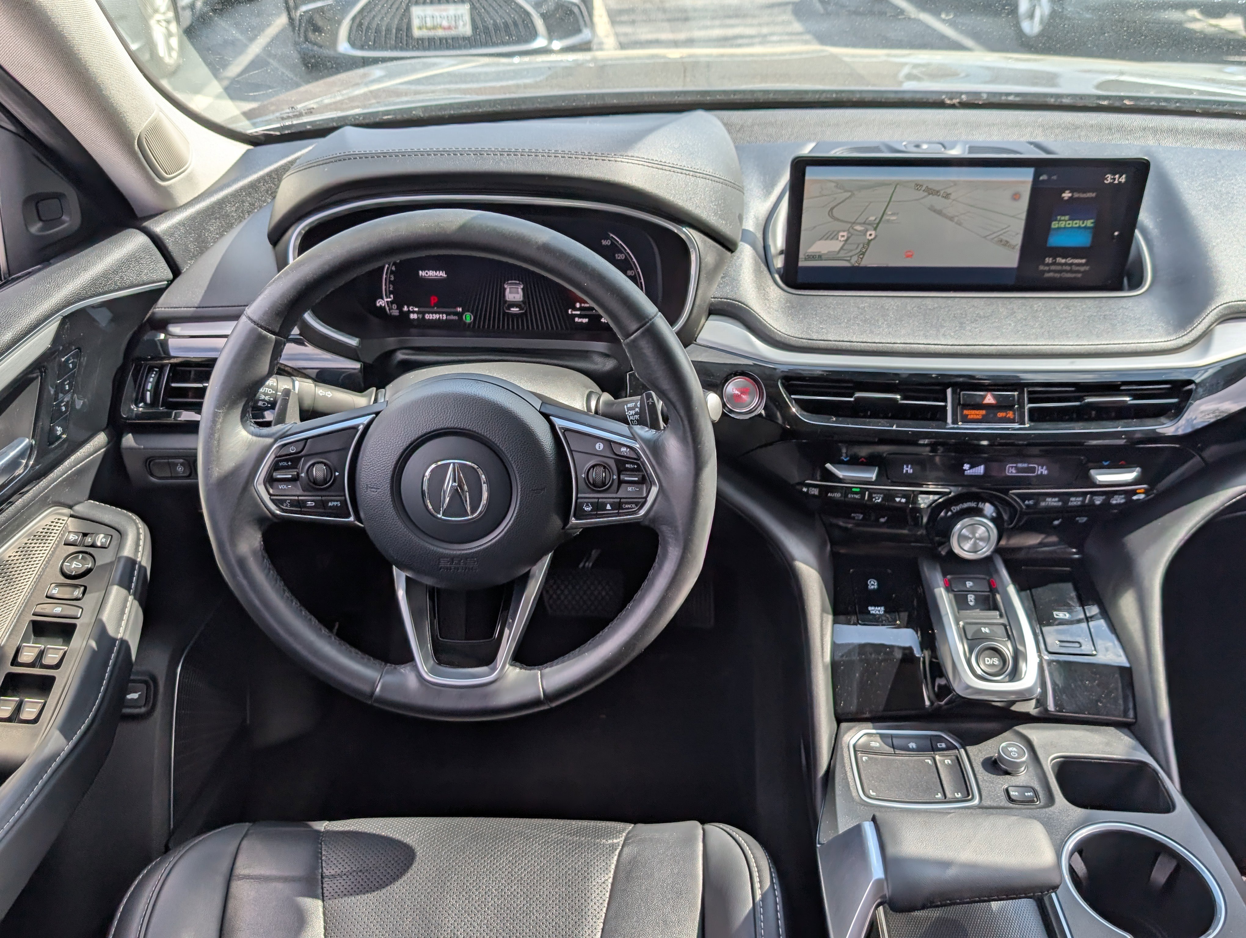Used 2023 Acura MDX SH-AWD w/ Technology Package image 17