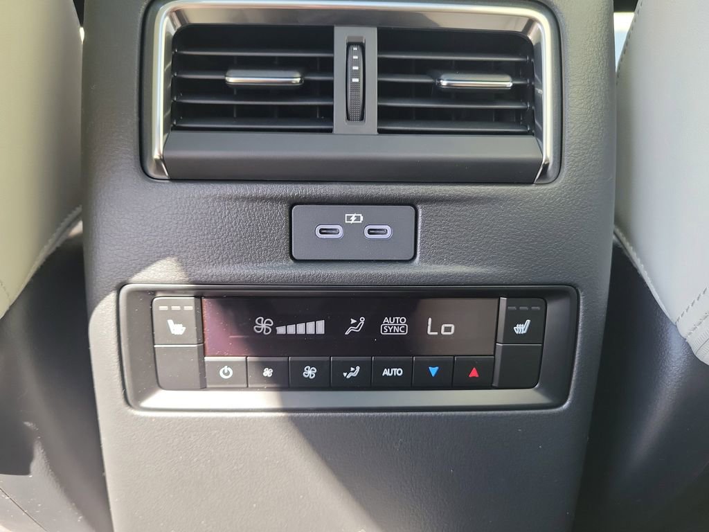 New 2026 MAZDA CX-90 Plug-In Hybrid w/ Premium Plus image 16