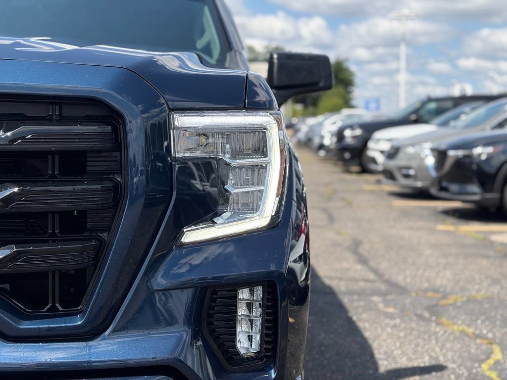 Used 2021 GMC Sierra 1500 Elevation w/ Preferred Package AWD/4WD image 3