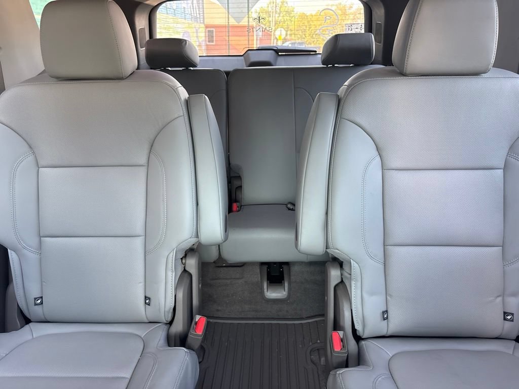 Used 2020 Chevrolet Traverse Premier AWD/4WD image 17