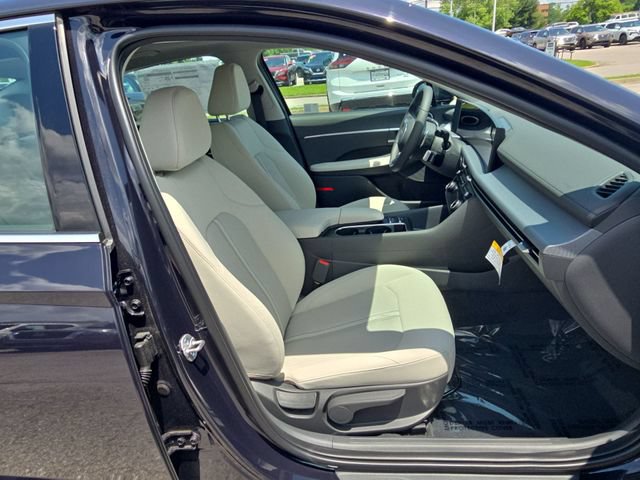 Used 2024 Hyundai Sonata SEL w/ Convenience Package FWD image 24