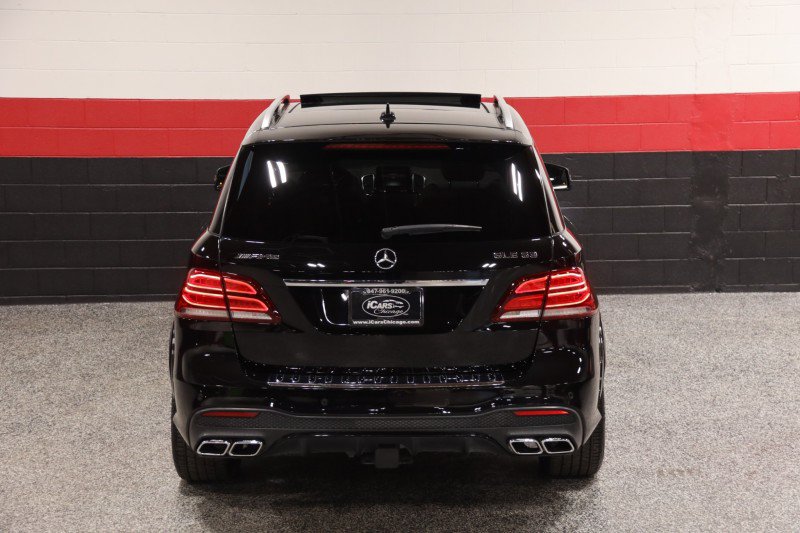 Used 2017 Mercedes-Benz GLE 63 AMG 4MATIC image 33